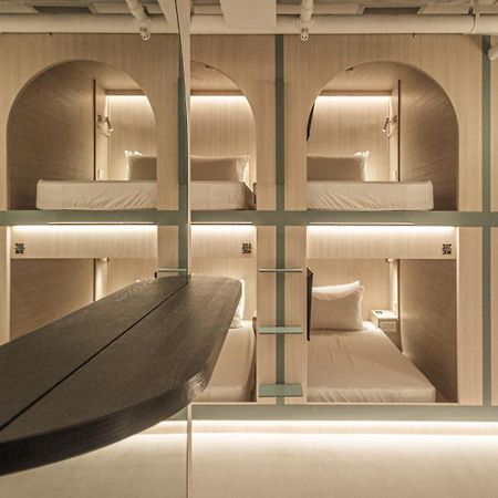 Jyu Capsule Hotel Сингапур Экстерьер фото