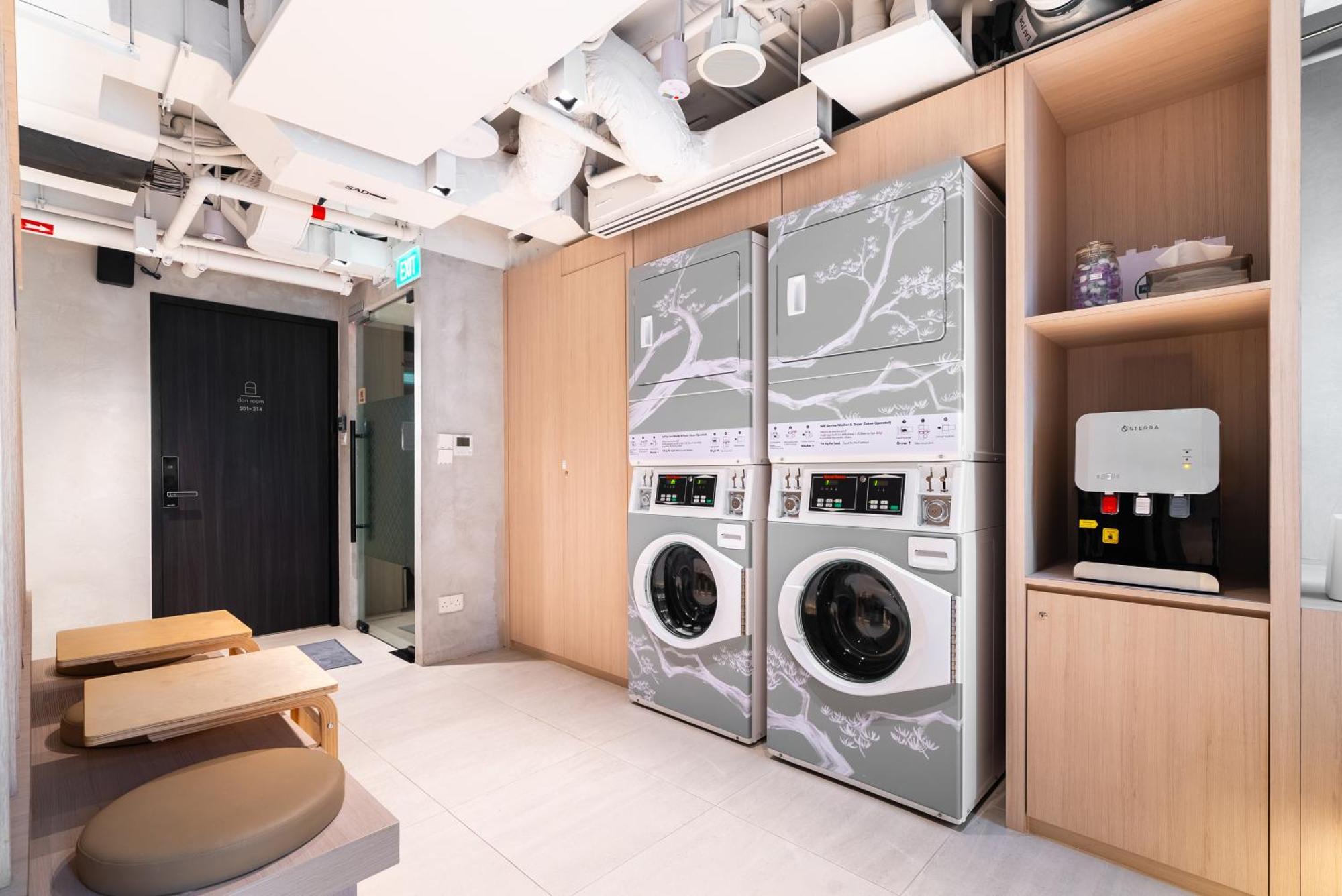 Jyu Capsule Hotel Сингапур Экстерьер фото