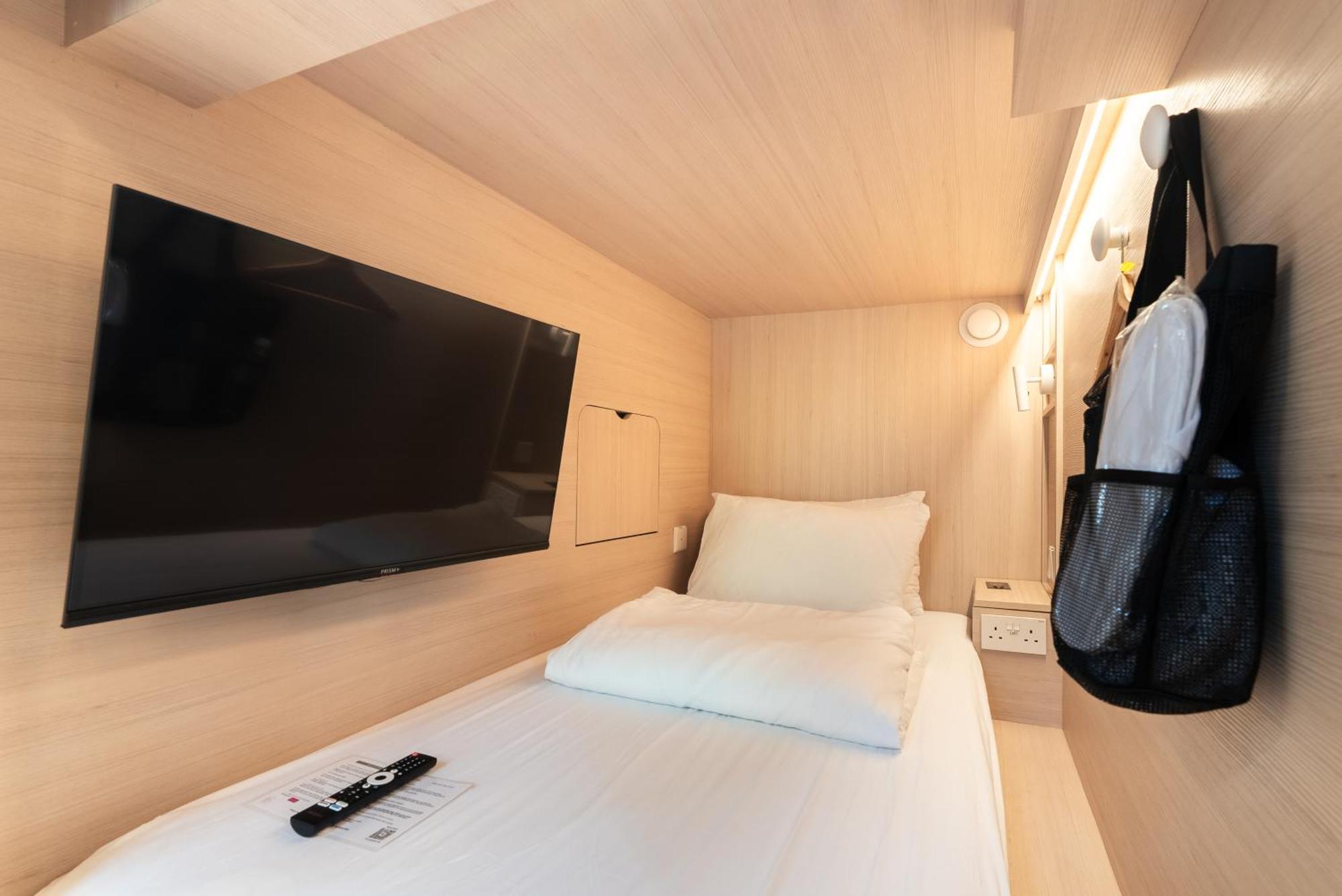Jyu Capsule Hotel Сингапур Экстерьер фото