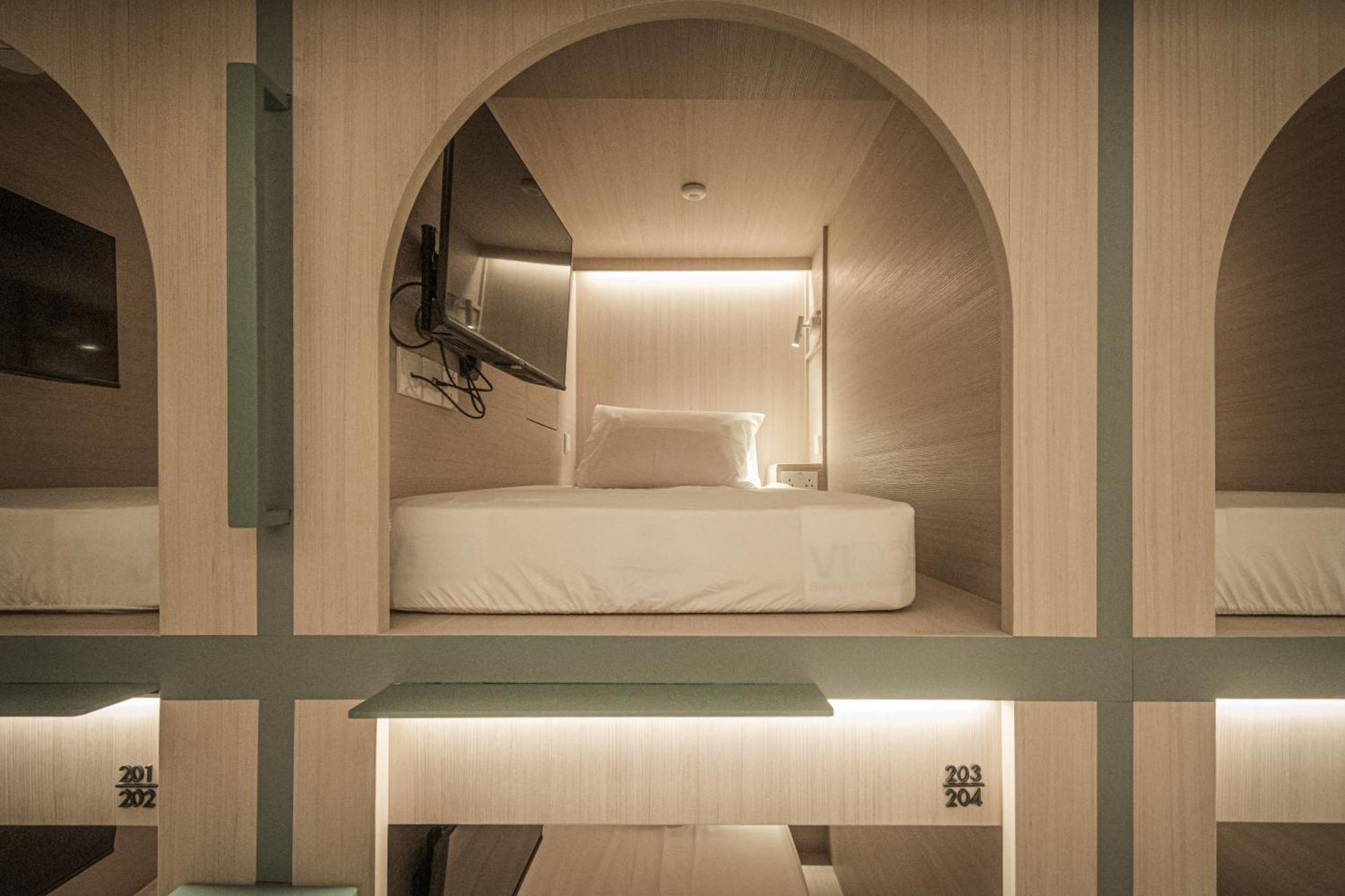 Jyu Capsule Hotel Сингапур Экстерьер фото